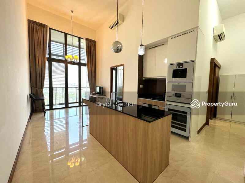 Prop-GPT: Condominium: D05  Seahill