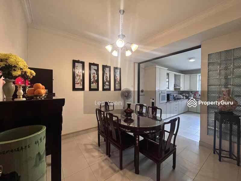 Prop-GPT: Corner Terrace: D15  Siglap Park / Opera Estate