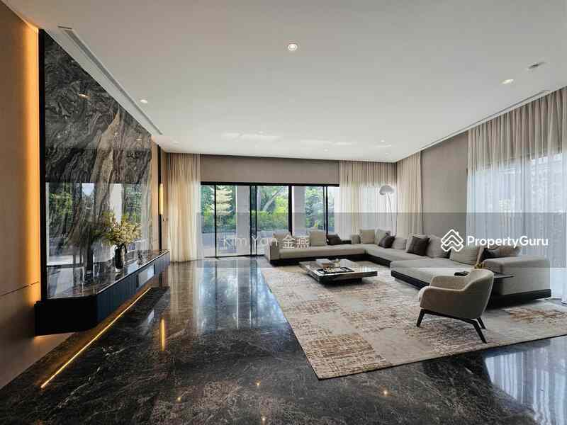 Prop-GPT: Corner Terrace: D11  brand new and freehold corner terrace with Lift, Ample parking at basement, big for 3 generations