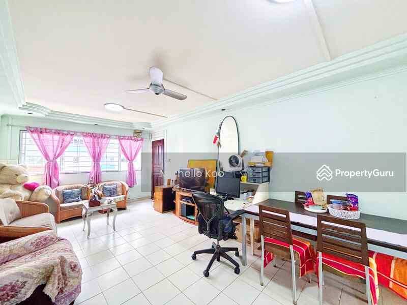 Prop-GPT: HDB Flat: D23 Choa Chu Kang 111 Teck Whye Lane