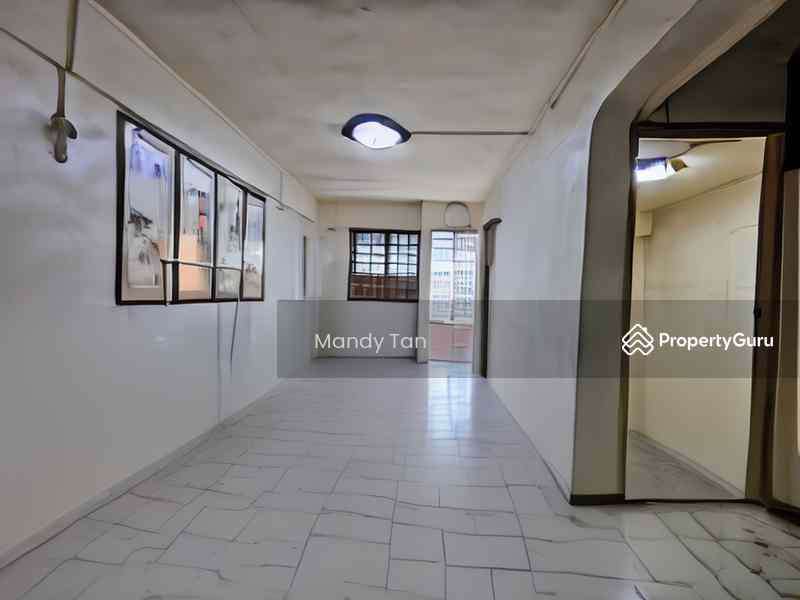 Prop-GPT: HDB Flat: D20 Ang Mo Kio 129 Ang Mo Kio Avenue 3