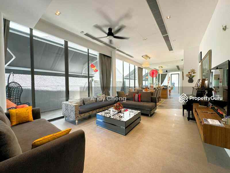 Prop-GPT: Semi-Detached: D19  Serangoon Garden. Tastefully Renovated. Walk To MyVillage