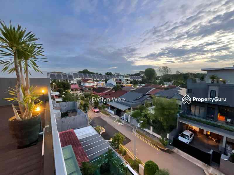 Prop-GPT: Semi-Detached: D27  Sembawang gardens arcade