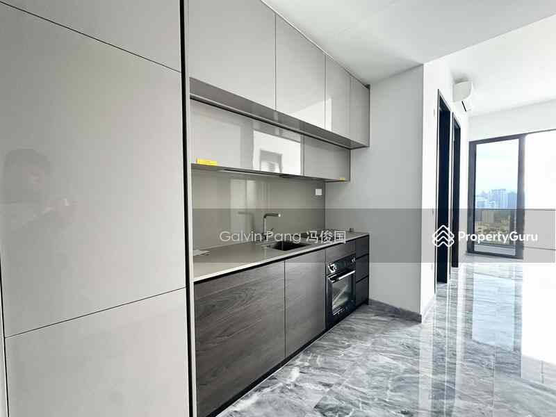 Prop-GPT: Condominium: D02  Sky Everton