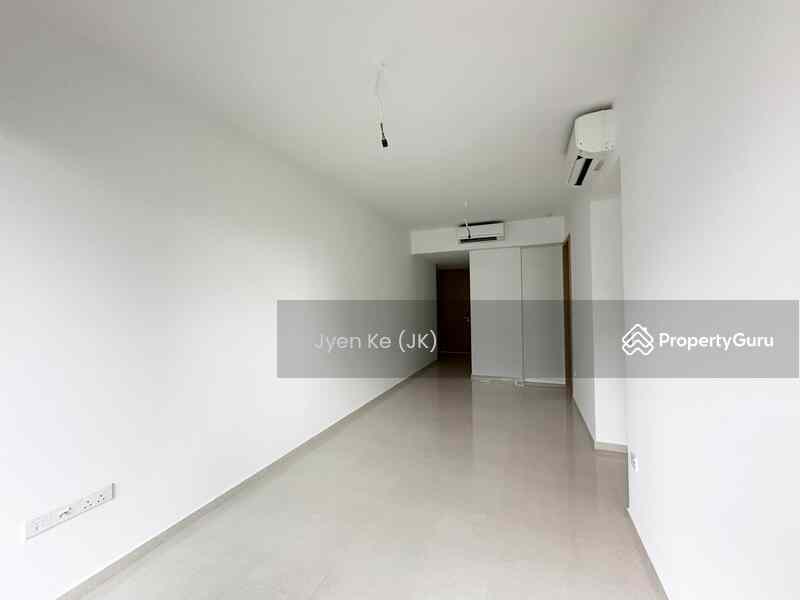 Prop-GPT: Condominium: D23 Hillview Midwood