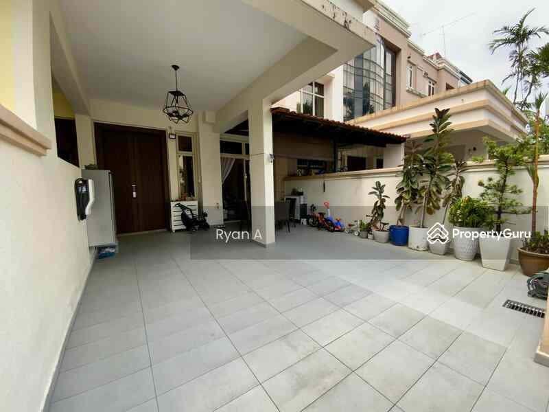 Prop-GPT: Terrace: D19  Park Villas