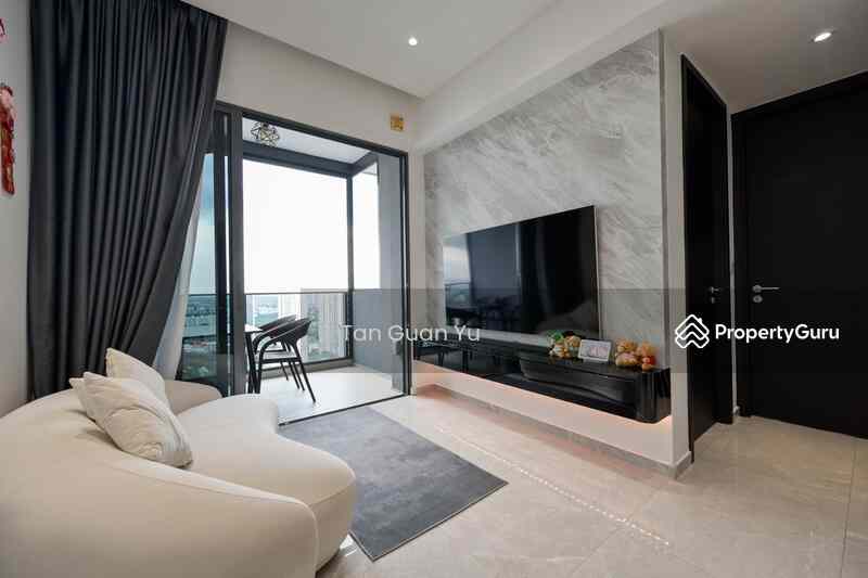 Prop-GPT: Condominium: D03  Stirling Residences