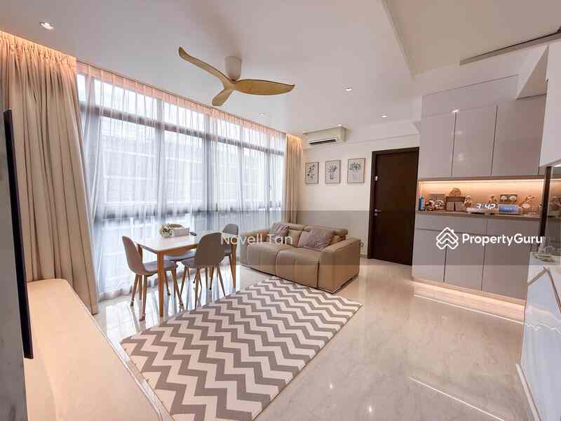 Prop-GPT: Condominium: D27 Yishun Symphony Suites