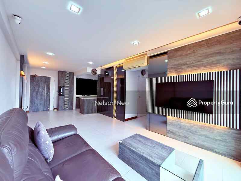 Prop-GPT: HDB Flat: D19 Punggol 619C Punggol Drive