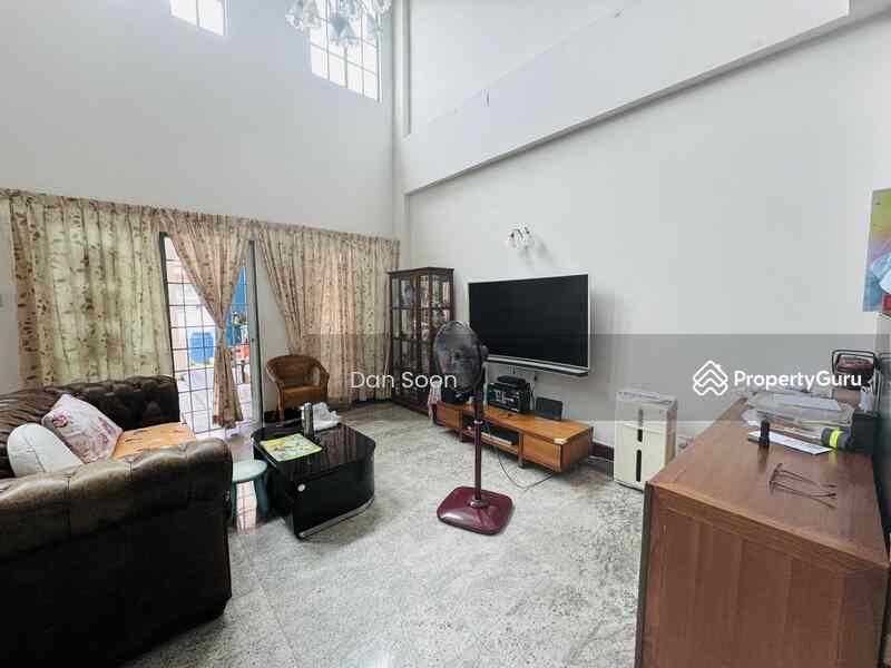 Prop-GPT: Terrace: D22 Boon Lay Westville