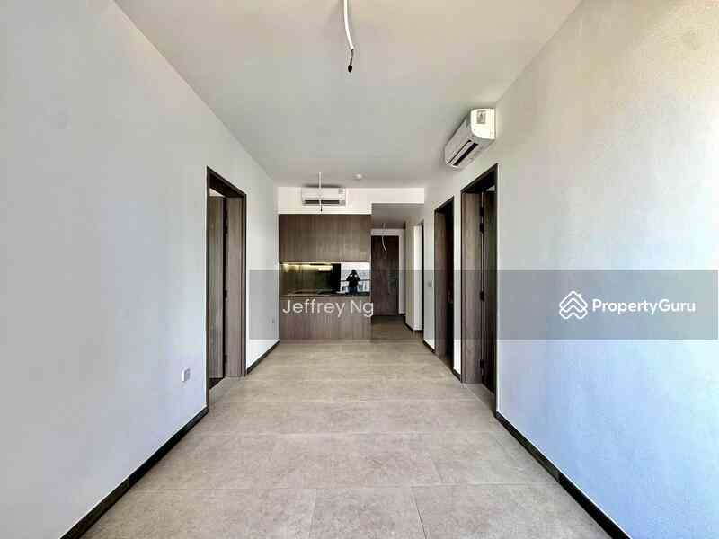 Prop-GPT: Condominium: D07  Midtown Modern