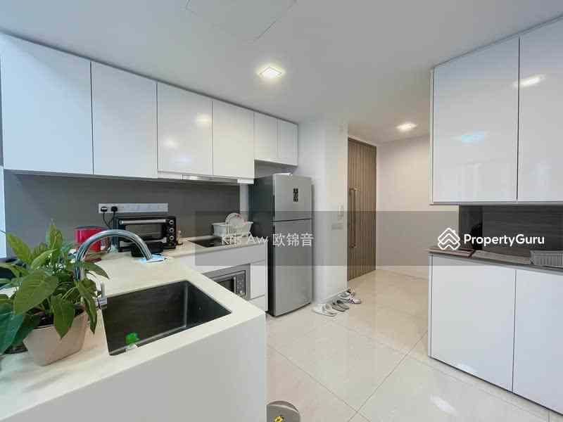 Prop-GPT: Condominium: D20  Sky Vue
