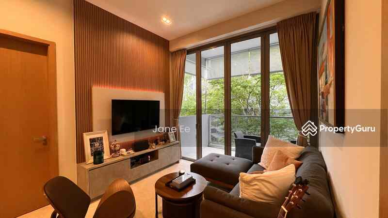 Prop-GPT: Condominium: D10  Mon Jervois