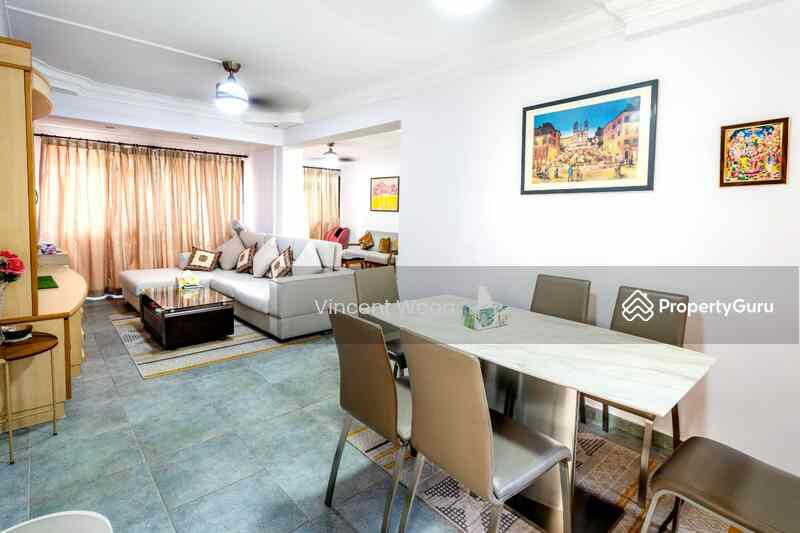 Prop-GPT: HDB Flat: D18  722 Tampines Street 72