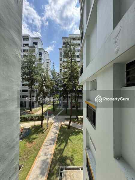 Prop-GPT: HDB Flat: D25  711 Woodlands Drive 70
