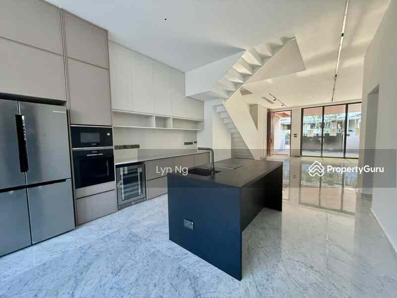 Prop-GPT: Terrace: D10 Holland D10 Landed  Brand New 2.5 Storey Terrace@Sixth Ave, Ming Teck Park, Greenleaf, Holland Village
