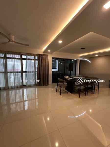 Prop-GPT: HDB Flat: D22 Boon Lay 656B Jurong West Street 61