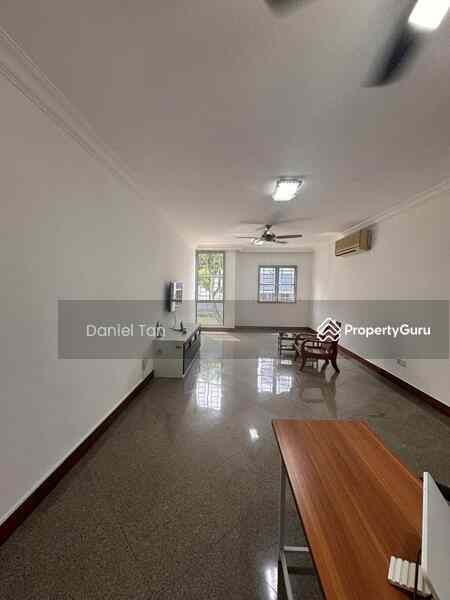 Prop-GPT: Condominium: D22 Boon Lay Parc Vista