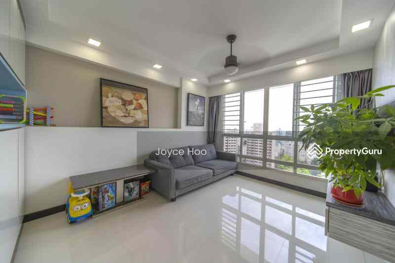Prop-GPT: HDB Flat: D23 Bukit Batok 296C Bukit Batok Street 22