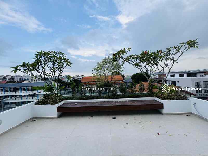 Prop-GPT: Bungalow: D19   EXCLUSIVE BRAND NEW 2 X 3.5 STOREY GIGANTIC BUNGALOW / CANDICE 9879- 9983 