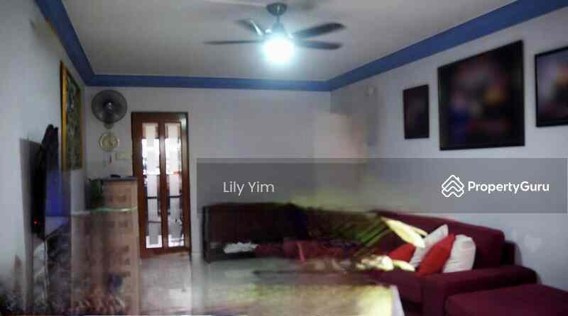 Prop-GPT: HDB Flat: D23 Bukit Batok 248 Bukit Batok East Avenue 5