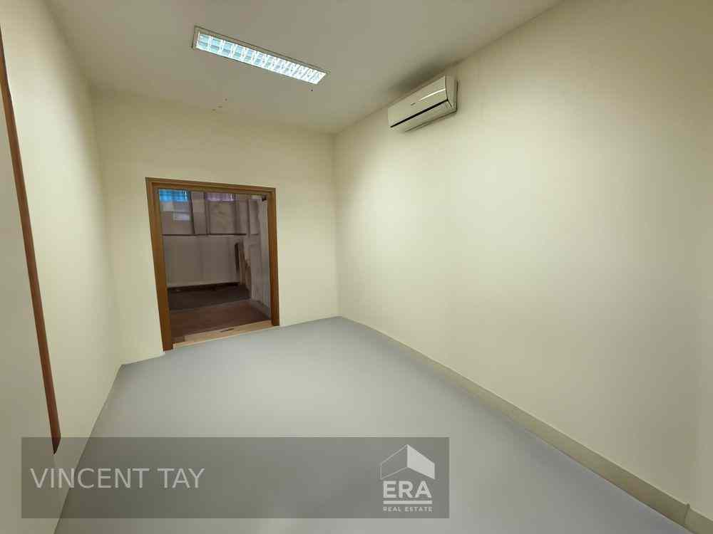Prop-GPT: Shophouse: D15 Joo Chiat Heritage Shophouse @ Joo Chiat Road