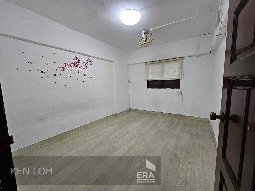 33 Bedok South Avenue 2: D16 Bedok HDB - 2 room | Prop-GPT the AI-Powered Property Guru