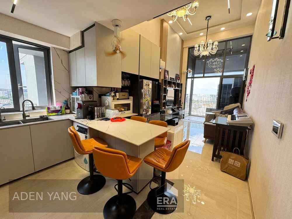 Hougang Avenue 2, Hougang, Singapore, D19, 538860: Sgd 2,000,000: D19 Hougang Condominium | Prop-GPT the AI-Powered Property Guru