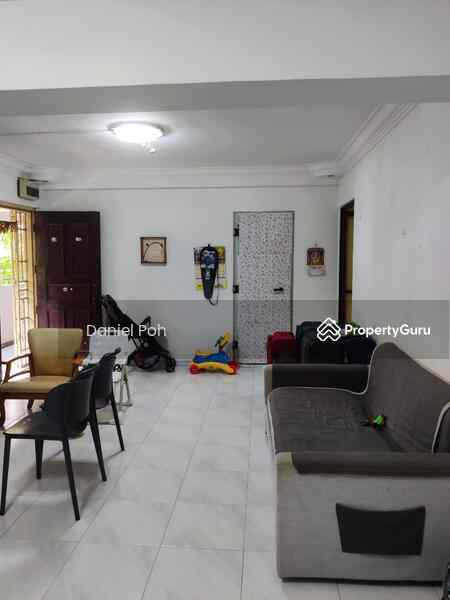 952 Hougang Avenue 9: D19 Hougang HDB Flat | Prop-GPT the AI-Powered Property Guru