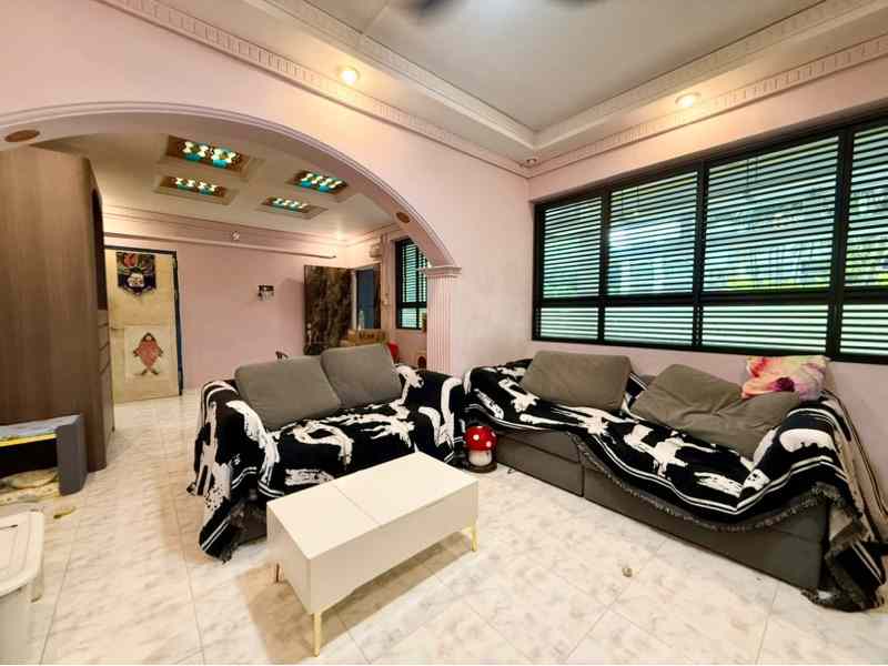 943 Hougang Street 92: D19 Hougang HDB Apartment | Prop-GPT the AI-Powered Property Guru