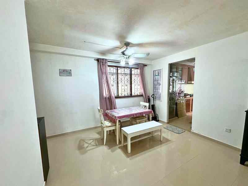 678D Jurong West Street 64: D22 Boon Lay HDB Apartment | Prop-GPT the AI-Powered Property Guru