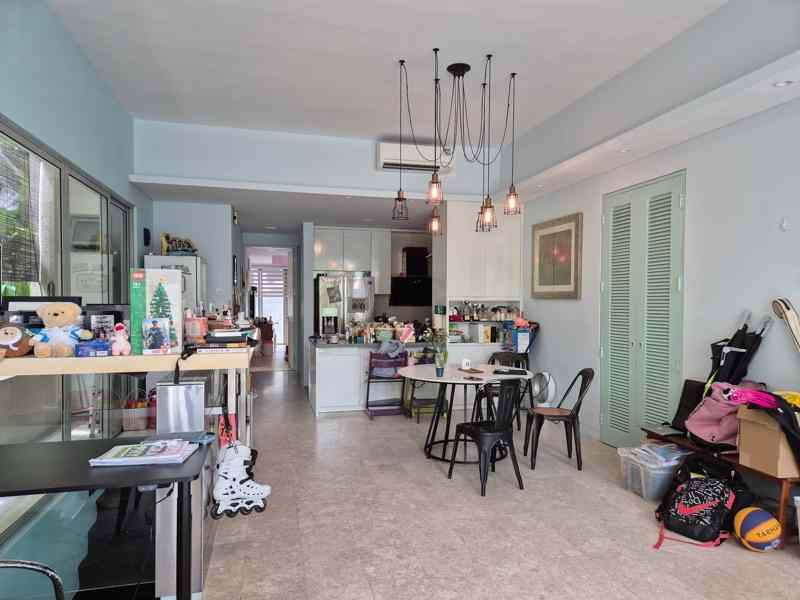 Lighthouse: D18 Pasir Ris Condominium | Prop-GPT the AI-Powered Property Guru