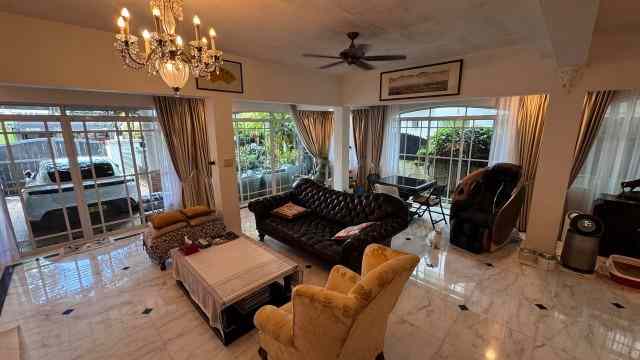 Greenwood Avenue: D11 Newton Semi-Detached | Prop-GPT the AI-Powered Property Guru