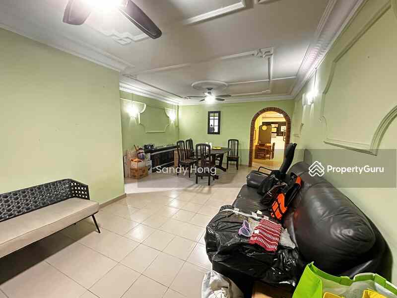 486 Jurong West Avenue 1: D22 Boon Lay HDB Flat | Prop-GPT the AI-Powered Property Guru