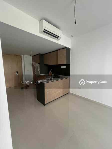 Midwood: D23 Hillview Condominium | Prop-GPT the AI-Powered Property Guru