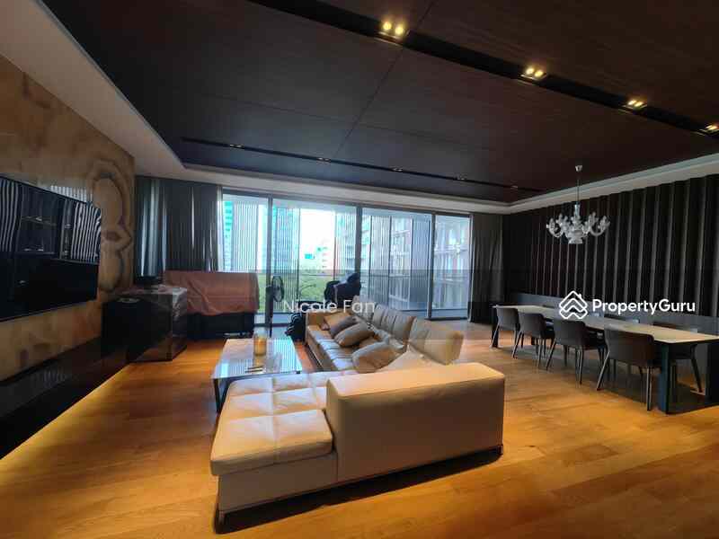 Prop-GPT: Condominium: D09 Cairnhill Hilltops
