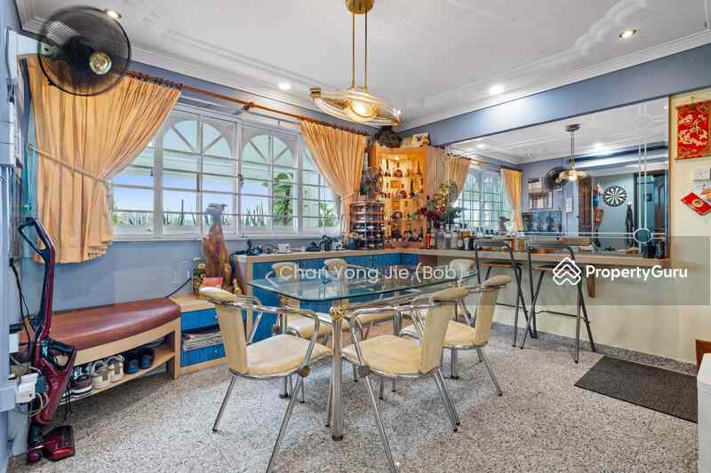 336 Jurong East Avenue 1: D22 Jurong HDB Flat | Prop-GPT the AI-Powered Property Guru