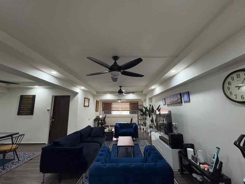 865 Woodlands Street 83: D25 Woodlands HDB Apartment | Prop-GPT the AI-Powered Property Guru