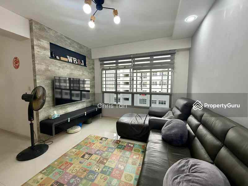 691C Woodlands Drive 73: D25 Woodlands HDB Flat | Prop-GPT the AI-Powered Property Guru