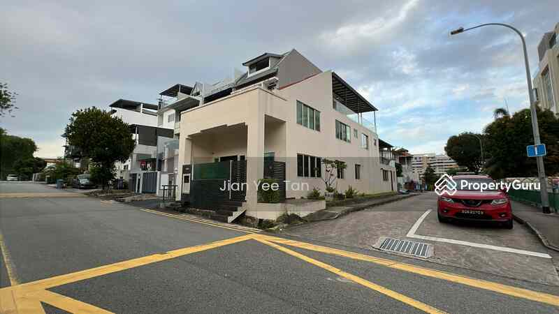 Prop-GPT: Terrace: D19  Freehold Corner Terrace (SERIOUS SELLER)