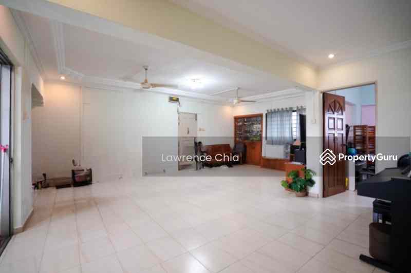 332 Jurong East Avenue 1: D22 Jurong HDB Flat | Prop-GPT the AI-Powered Property Guru