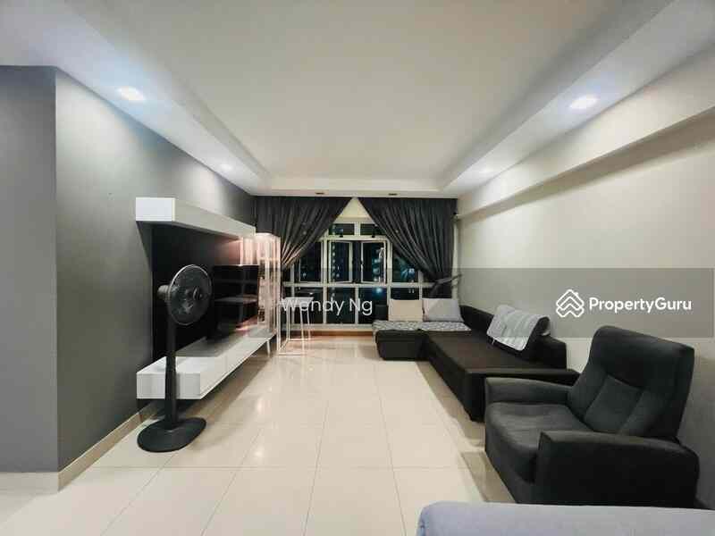 647 Punggol Central: D19 Punggol HDB Flat | Prop-GPT the AI-Powered Property Guru