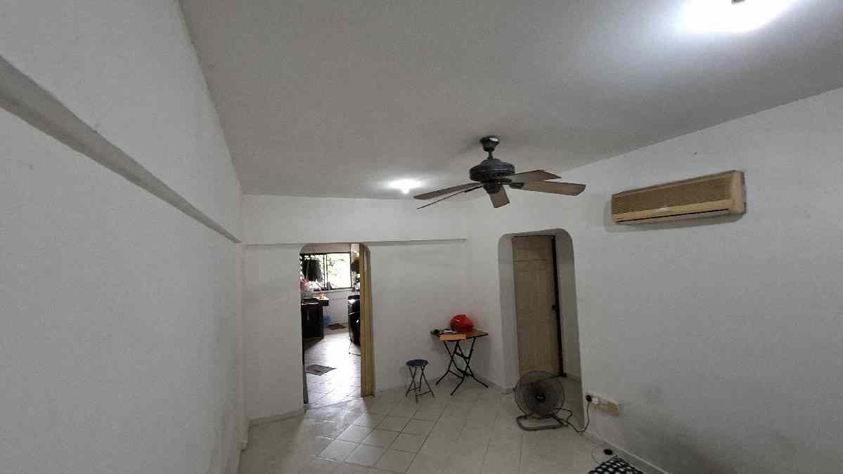 275 Bukit Batok East Avenue 4: D23 Bukit Batok HDB Apartment | Prop-GPT the AI-Powered Property Guru