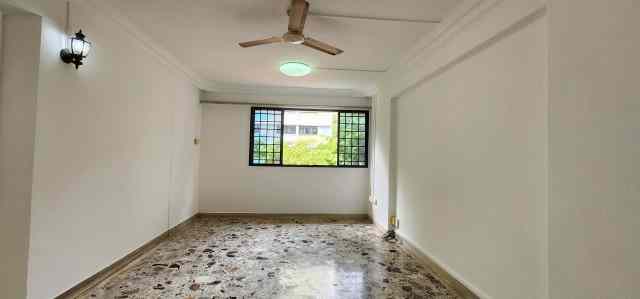 230 Lorong 8 Toa Payoh: D12 Toa Payoh HDB Apartment | Prop-GPT the AI-Powered Property Guru
