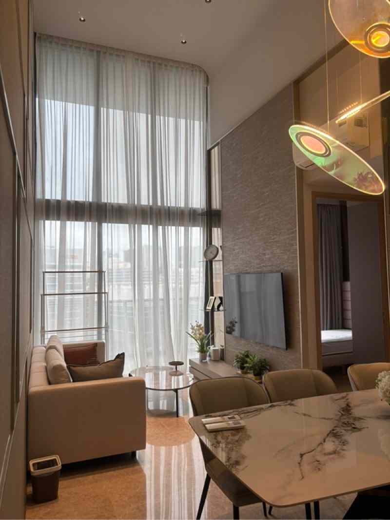 Haus On Handy: D09 Cairnhill Condominium | Prop-GPT the AI-Powered Property Guru