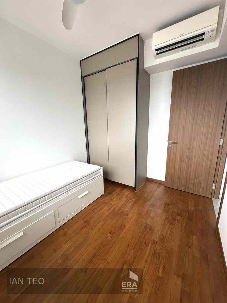 Stirling Residences: D03 Queenstown Condominium | Prop-GPT the AI-Powered Property Guru