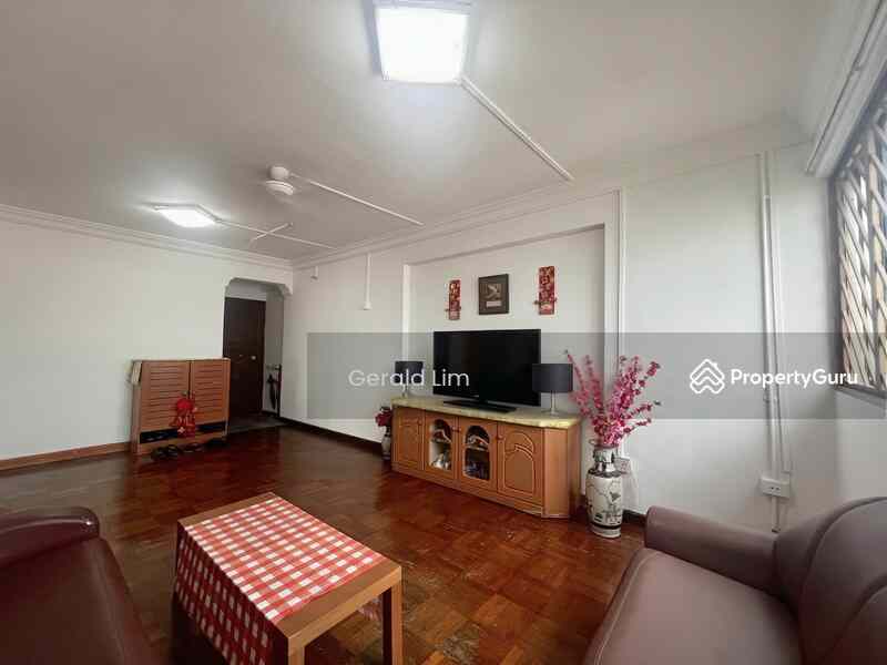 216 Lorong 8 Toa Payoh: D12 Toa Payoh HDB Flat | Prop-GPT the AI-Powered Property Guru