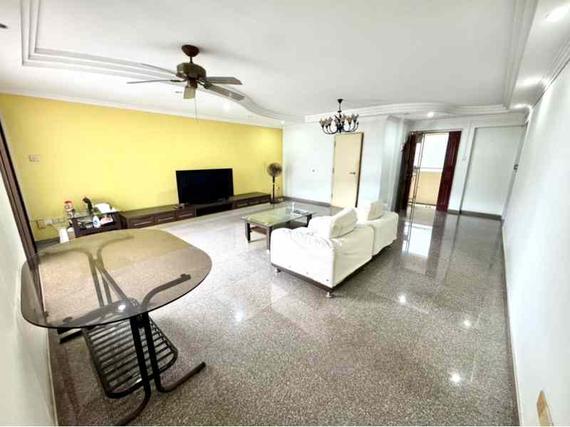 200B Sengkang East Road: D19 Sengkang HDB Apartment | Prop-GPT the AI-Powered Property Guru