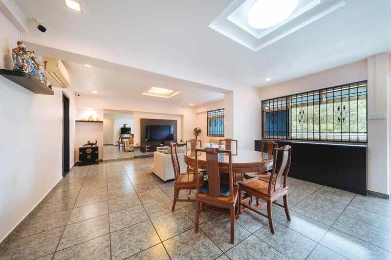 19 Queen's Close: D03 Queenstown HDB Flat | Prop-GPT the AI-Powered Property Guru