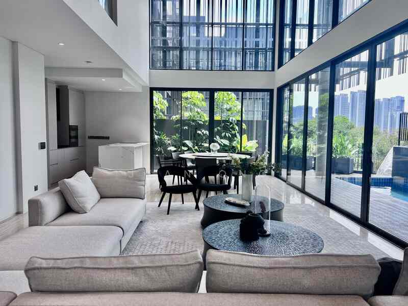 Prop-GPT: Bungalow: D21 Clementi Road I  SUNSET. BRAND NEW AT SEMID PRICE!!  HILLTOP VIEW. BASEMENT PARKING JEAN 93571119